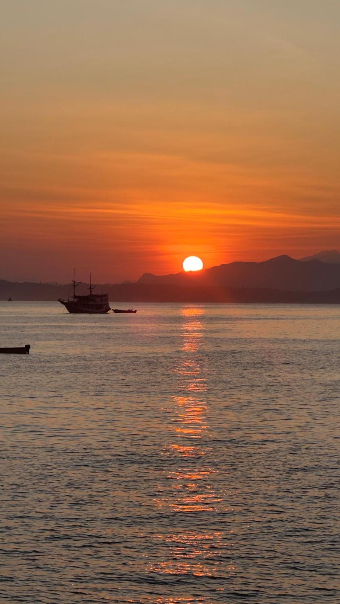 Gili Kulemba Bungalow กีลีตราวางัน ภายนอก รูปภาพ