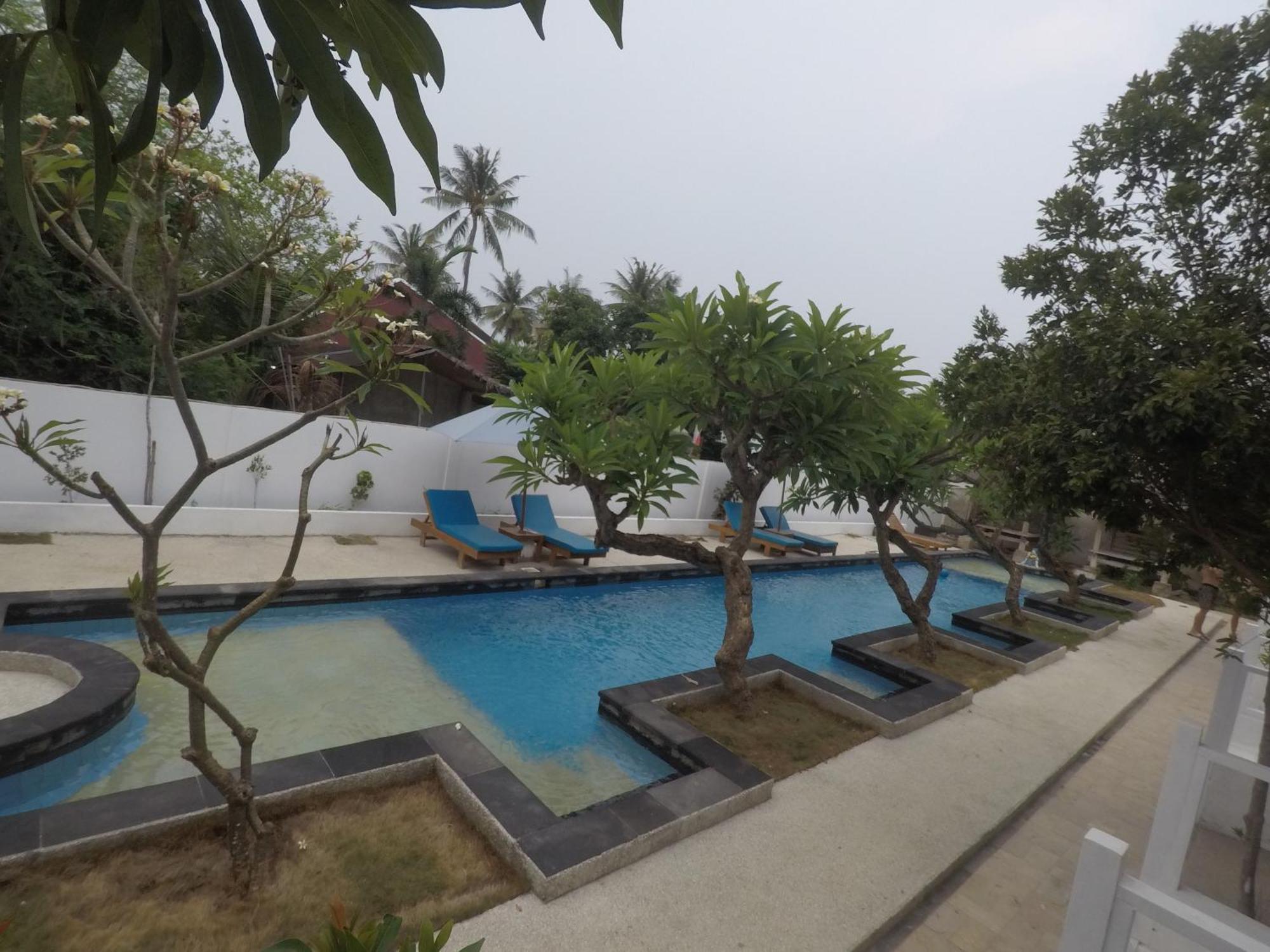Gili Kulemba Bungalow กีลีตราวางัน ภายนอก รูปภาพ